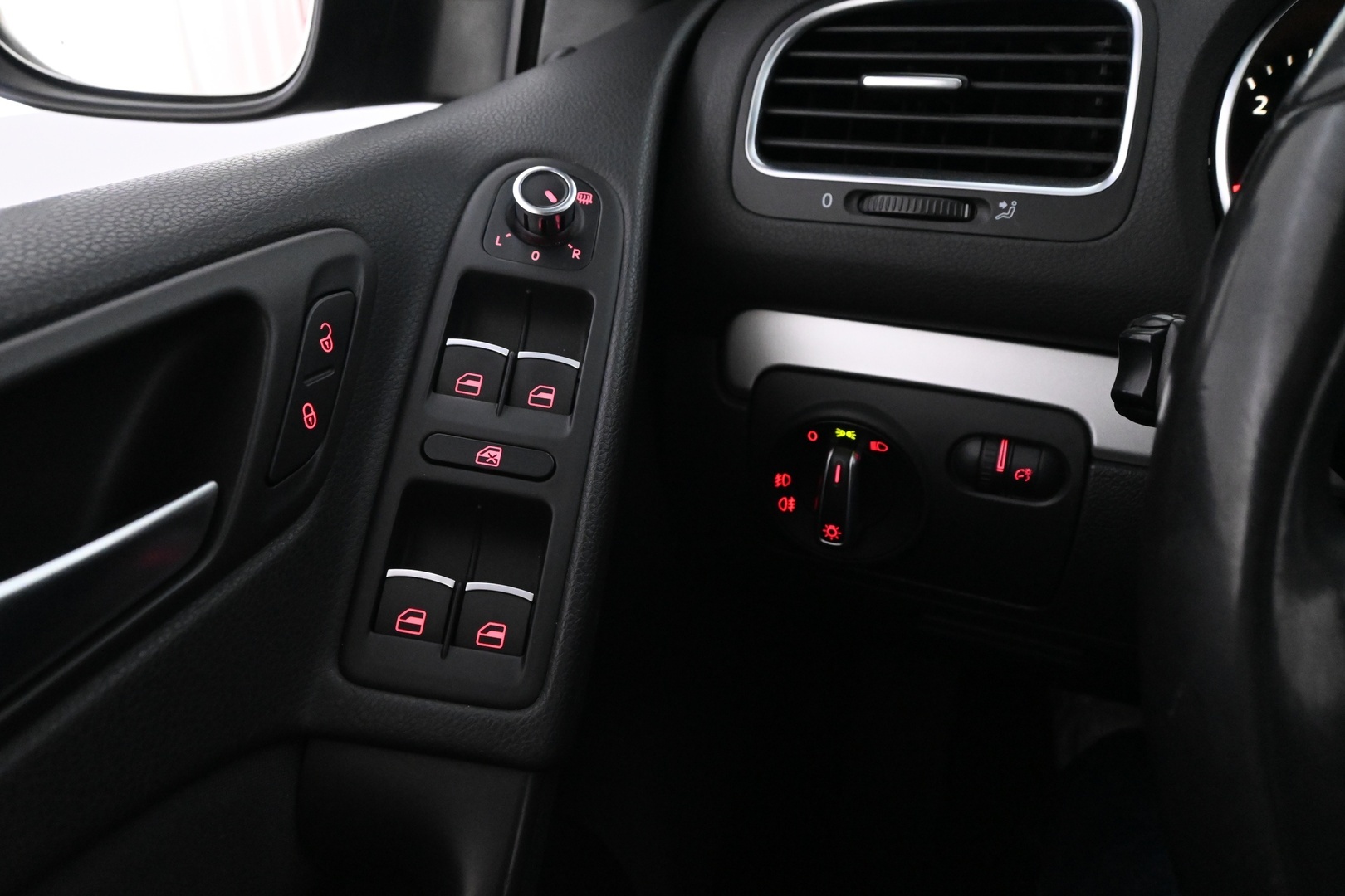 VOLKSWAGEN Golf 2011