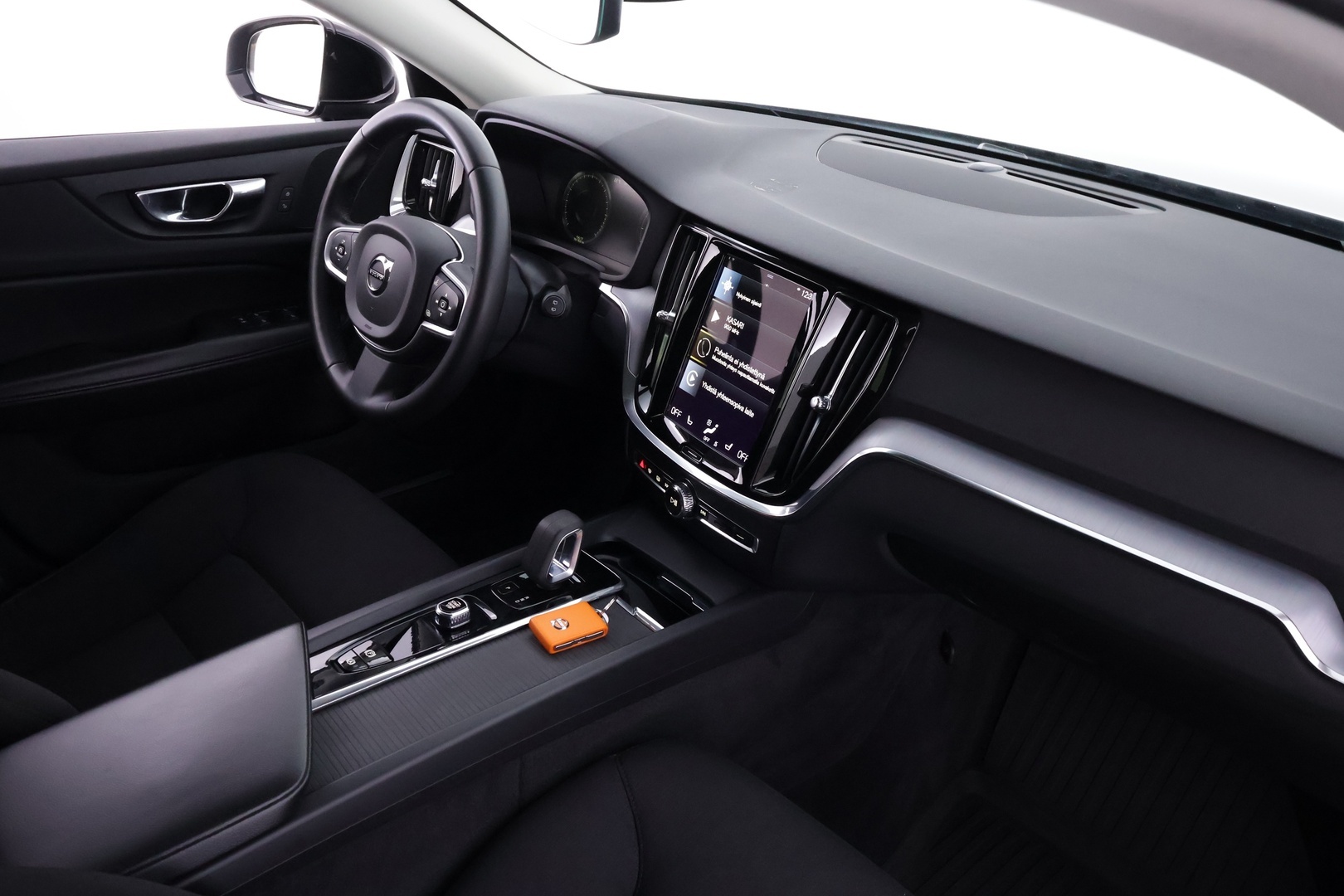 VOLVO V60 2022