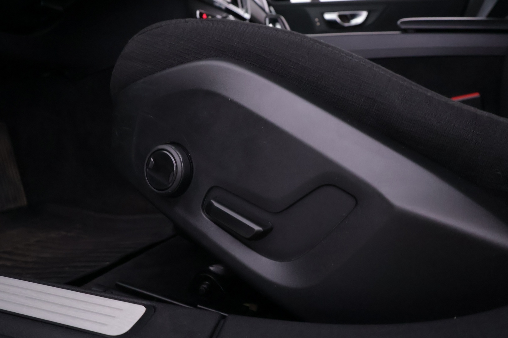 VOLVO V60 2022