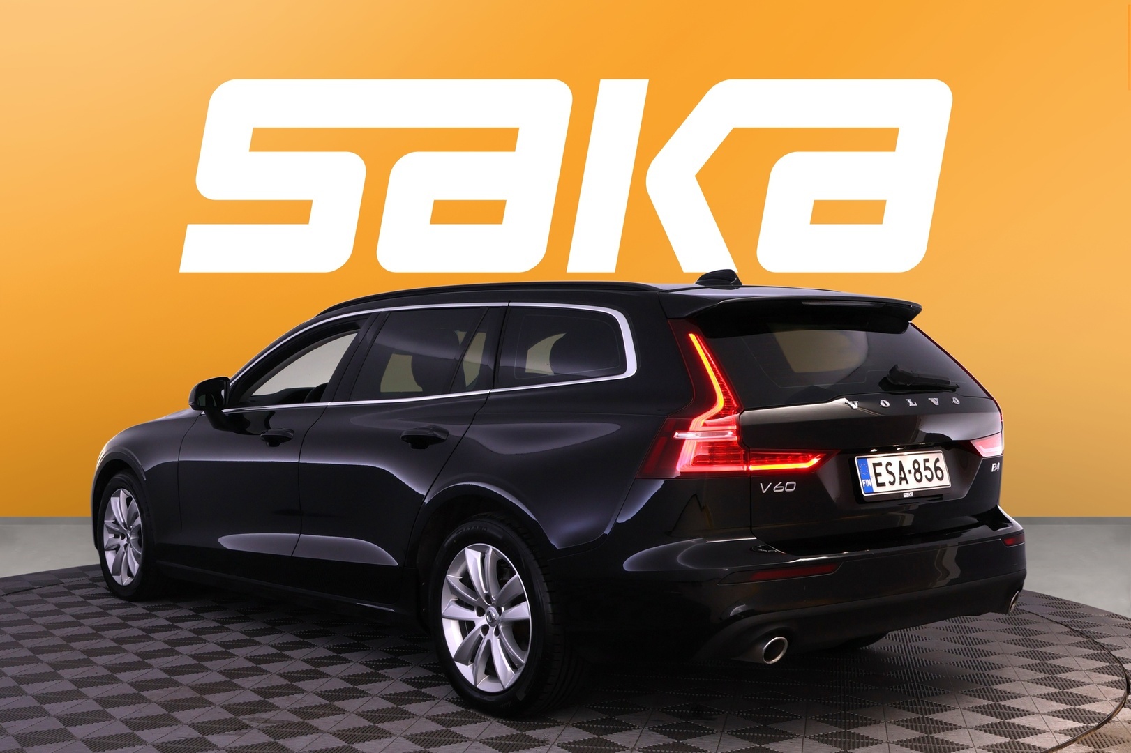 VOLVO V60 2022