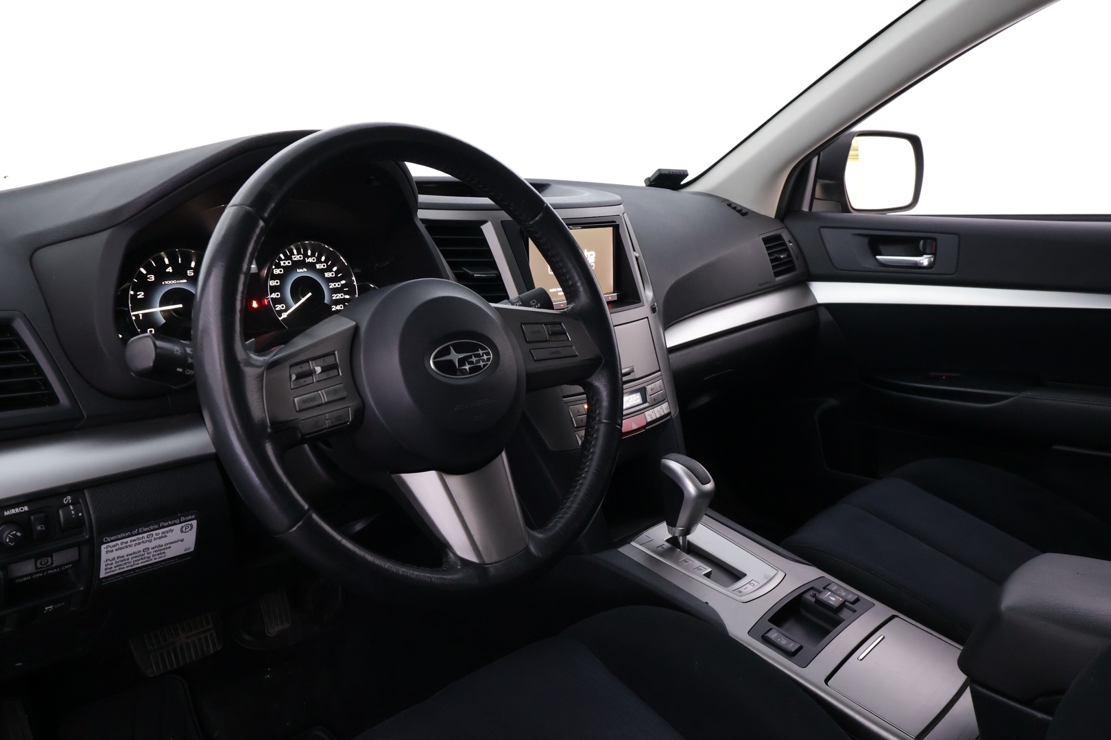 SUBARU Outback 2012