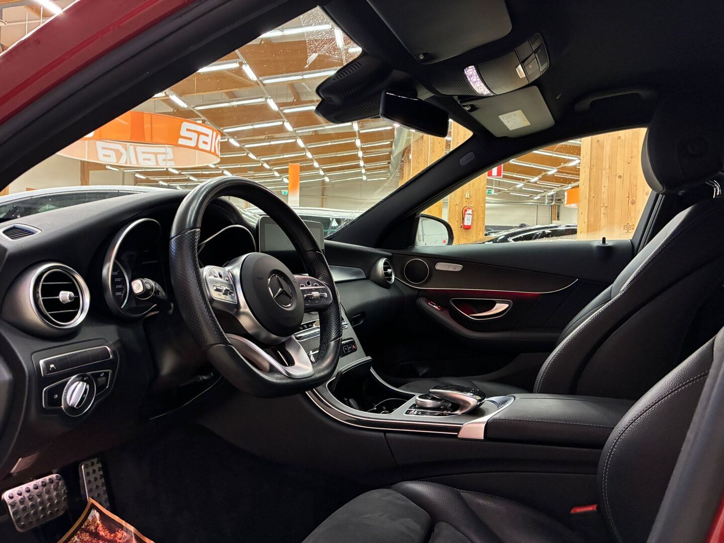 MERCEDES-BENZ C 2020