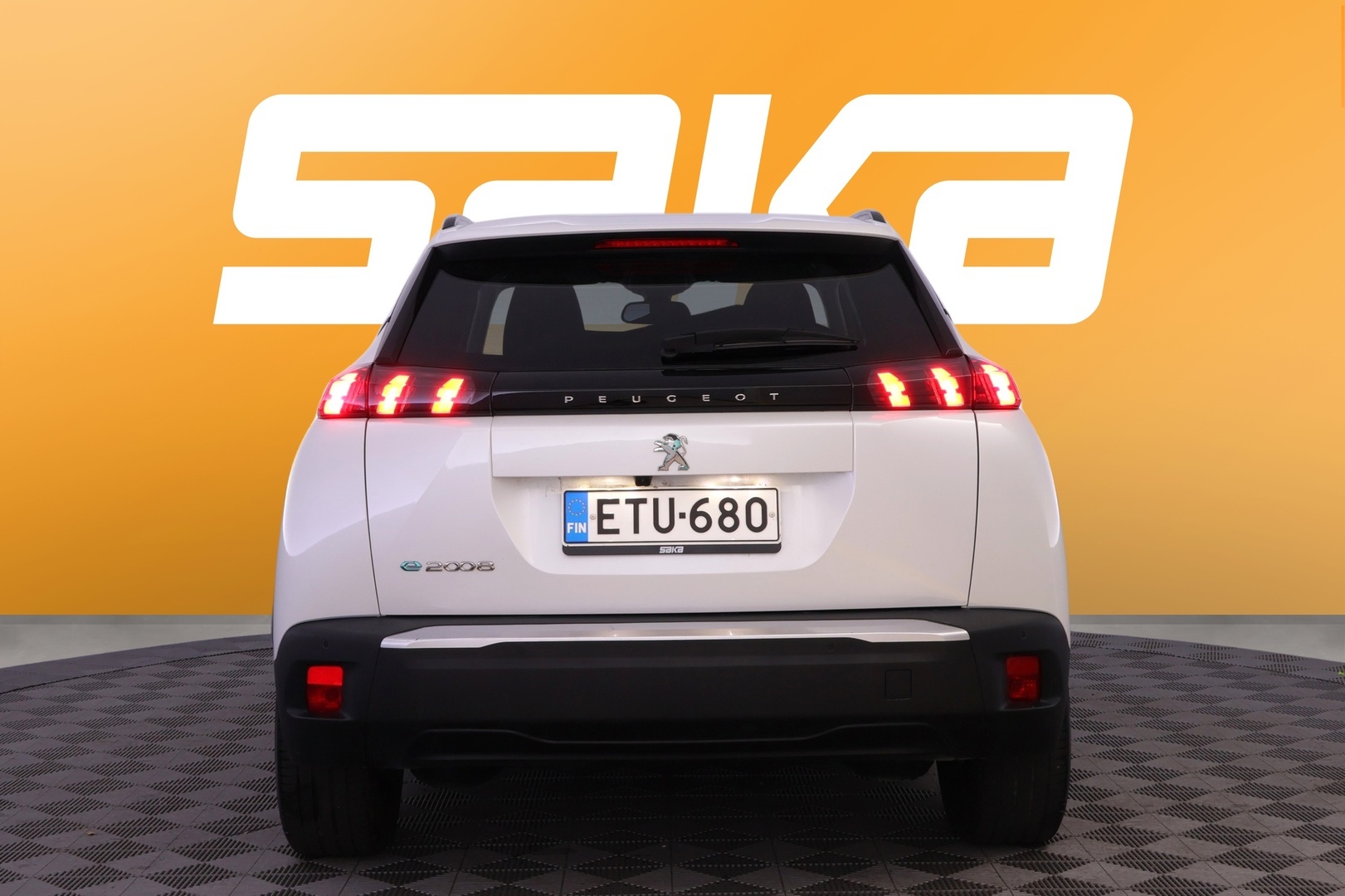 PEUGEOT e-2008 2022