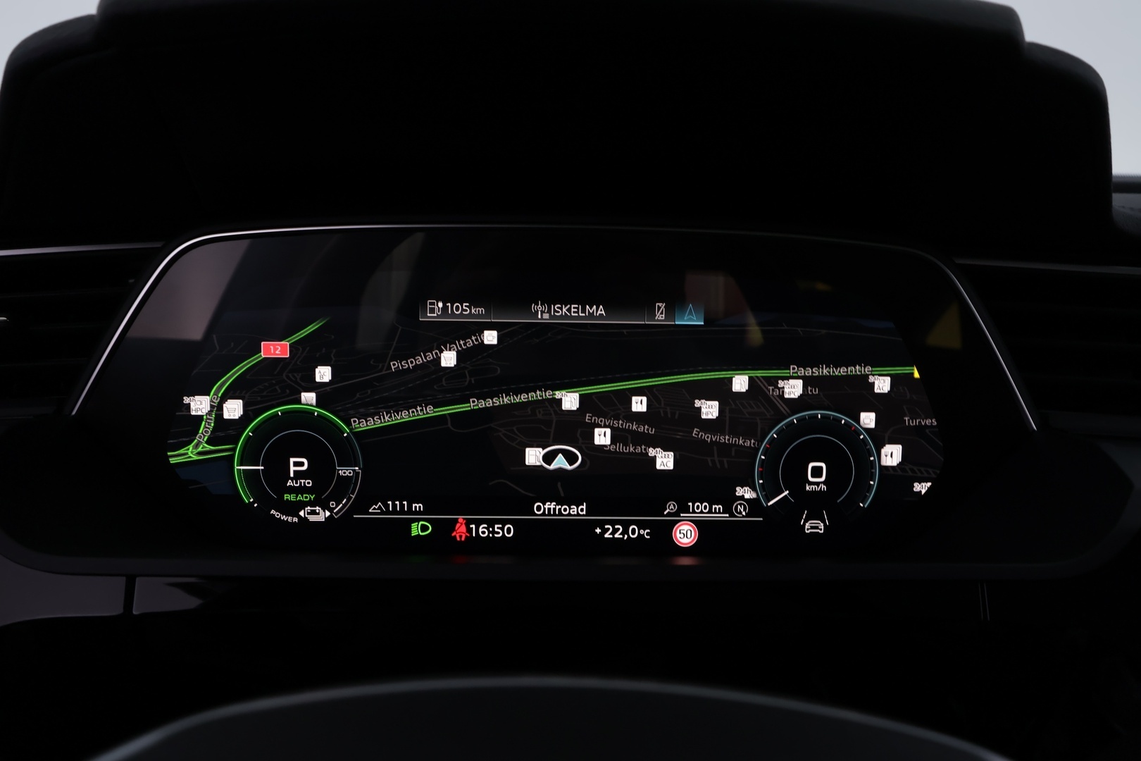 AUDI e-tron 2022