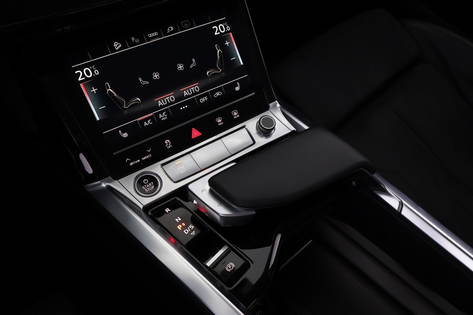 AUDI e-tron 2022