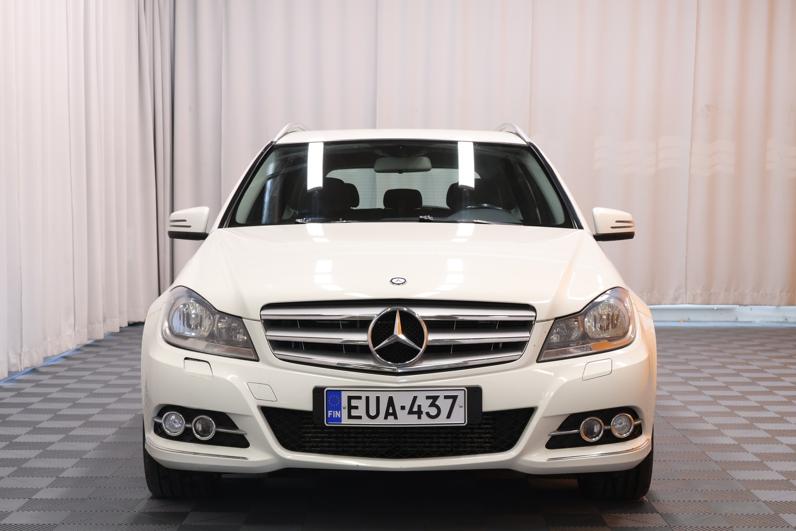 MERCEDES-BENZ C 2012