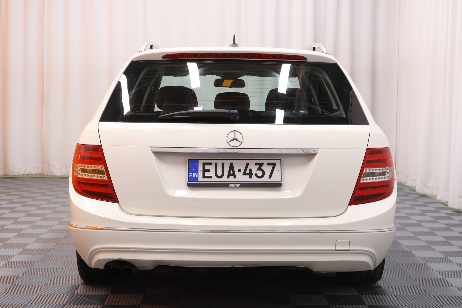 MERCEDES-BENZ C 2012