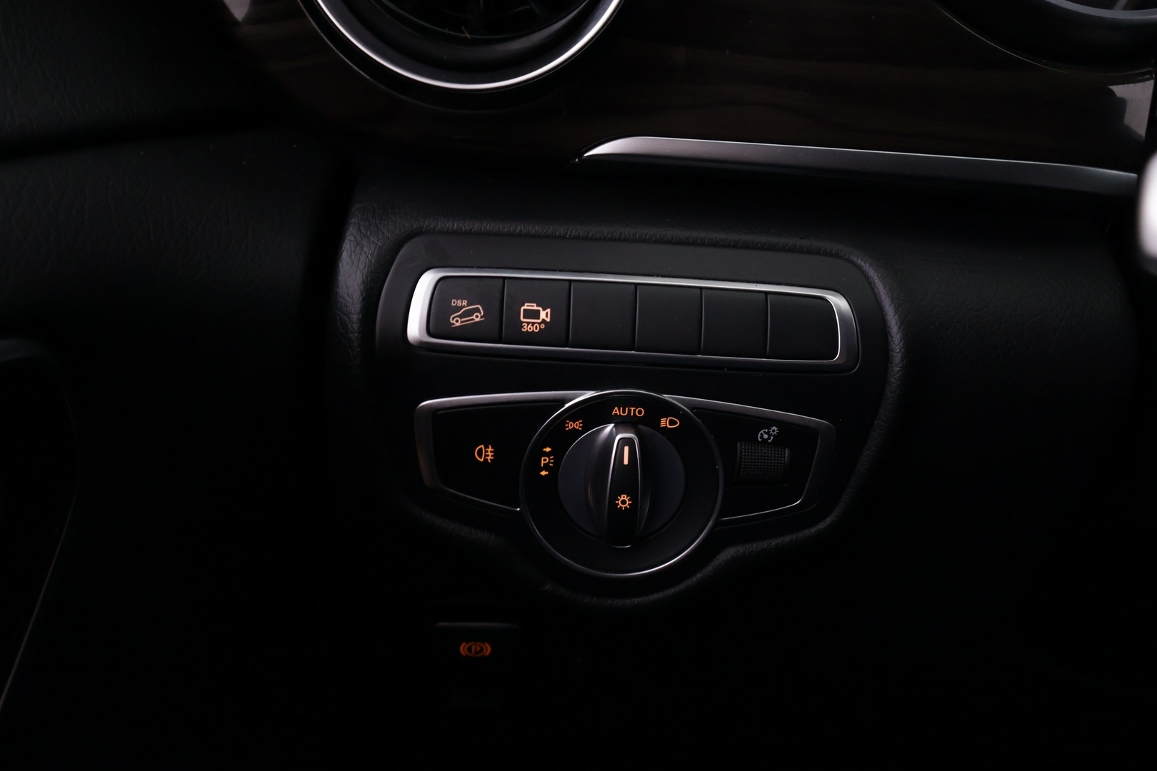 MERCEDES-BENZ V 2022
