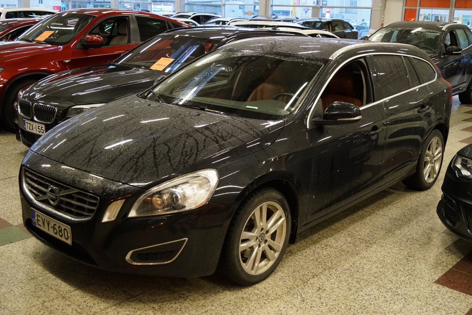 VOLVO V60 2012