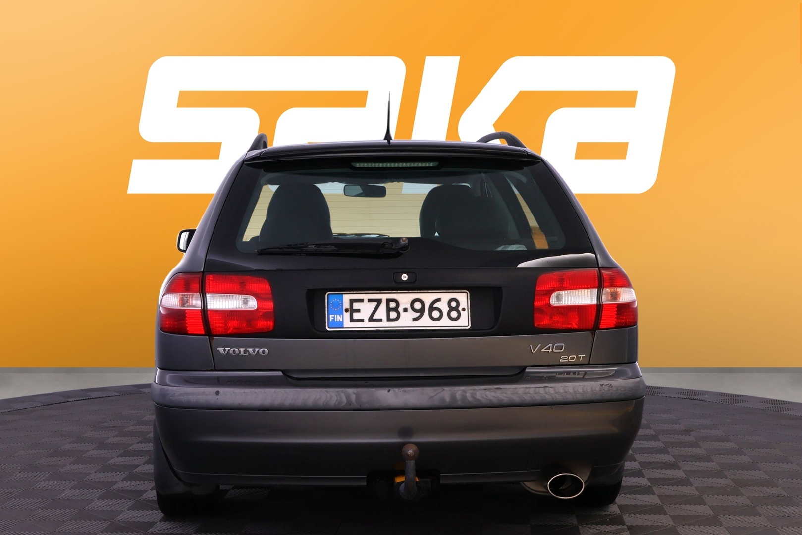 VOLVO V40 2001