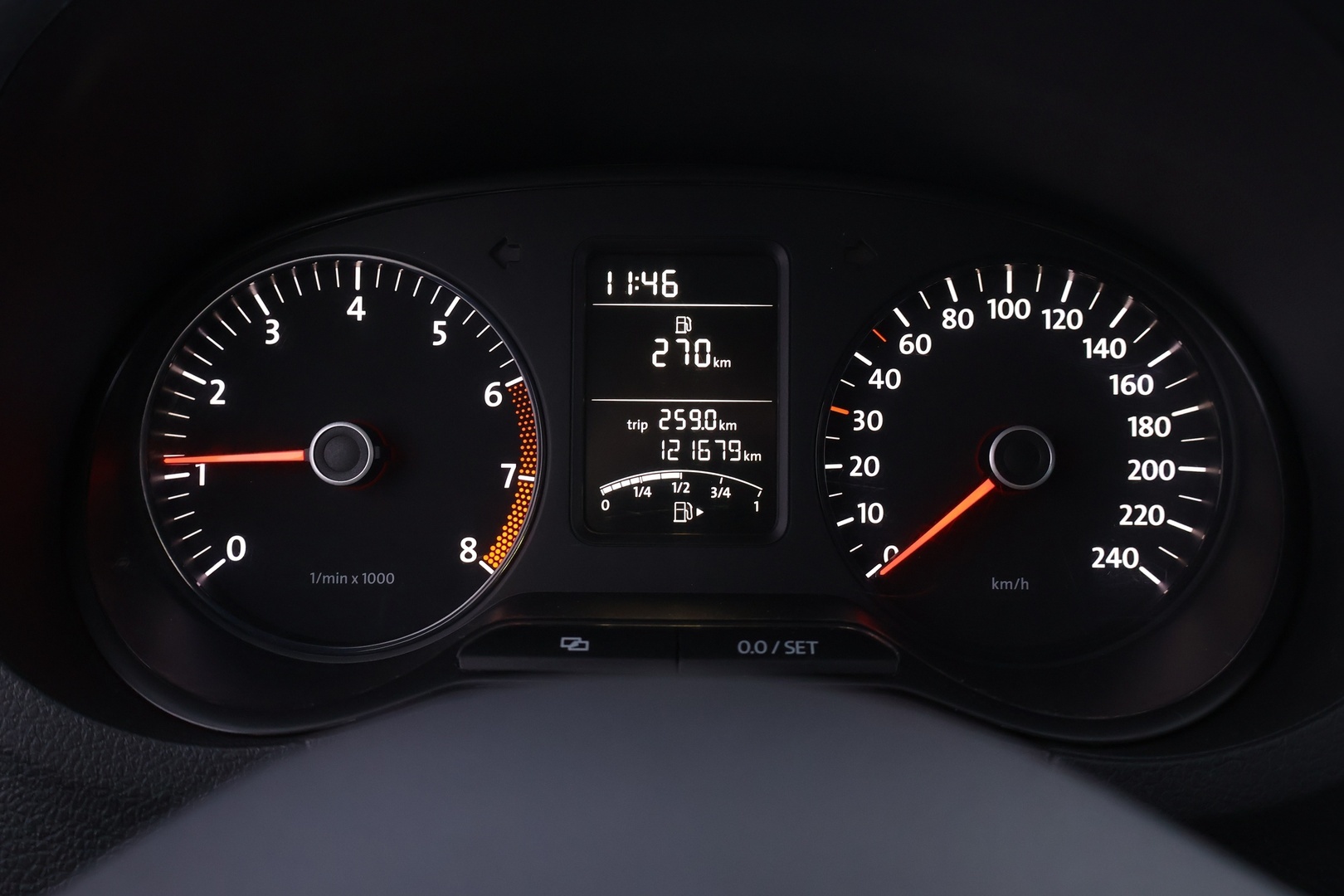 VOLKSWAGEN Polo 2011