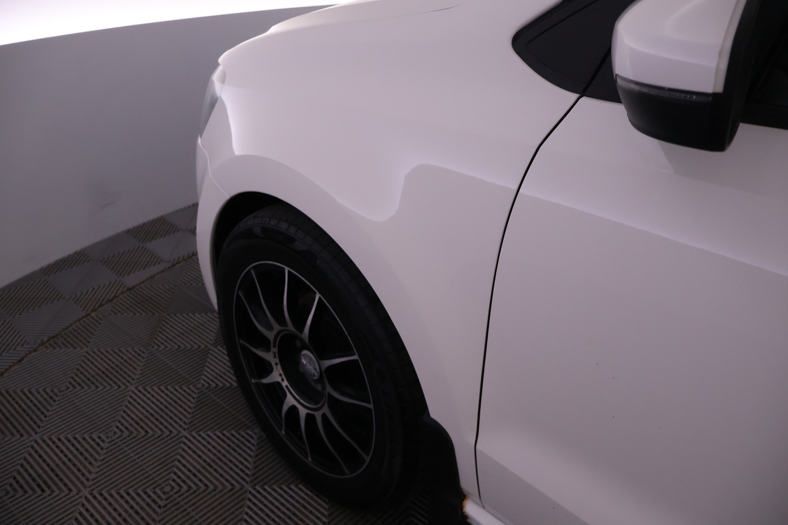 VOLKSWAGEN Polo 2011