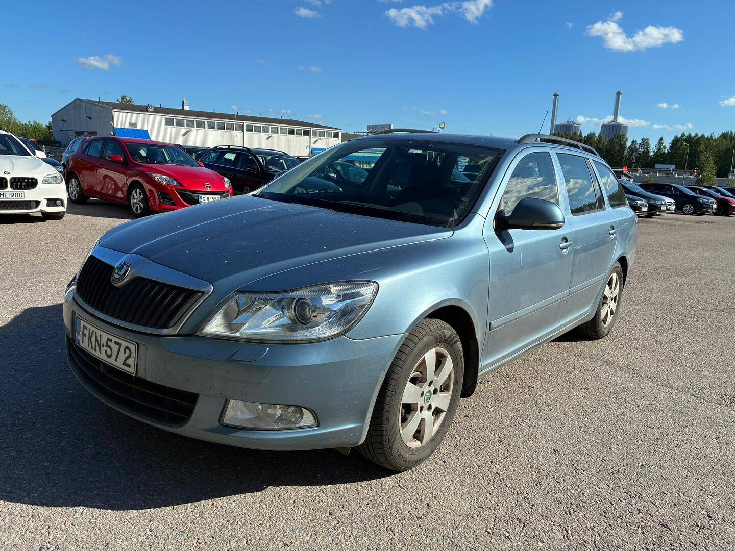 SKODA Octavia 2012