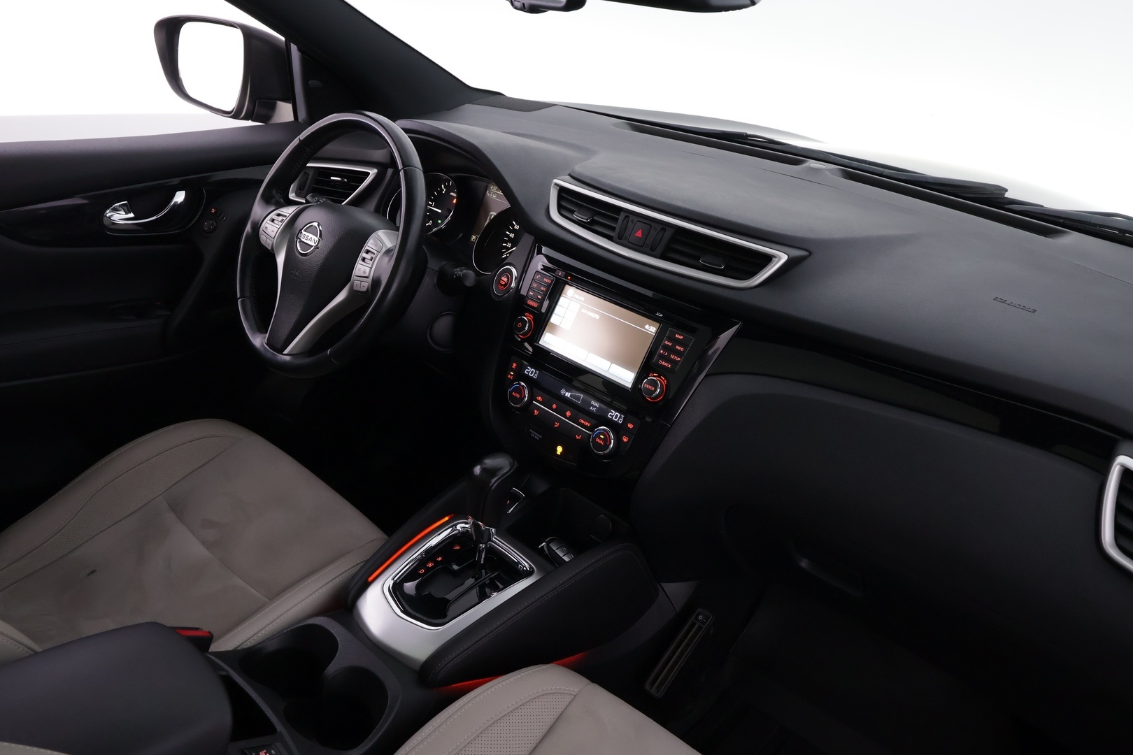 NISSAN Qashqai 2014