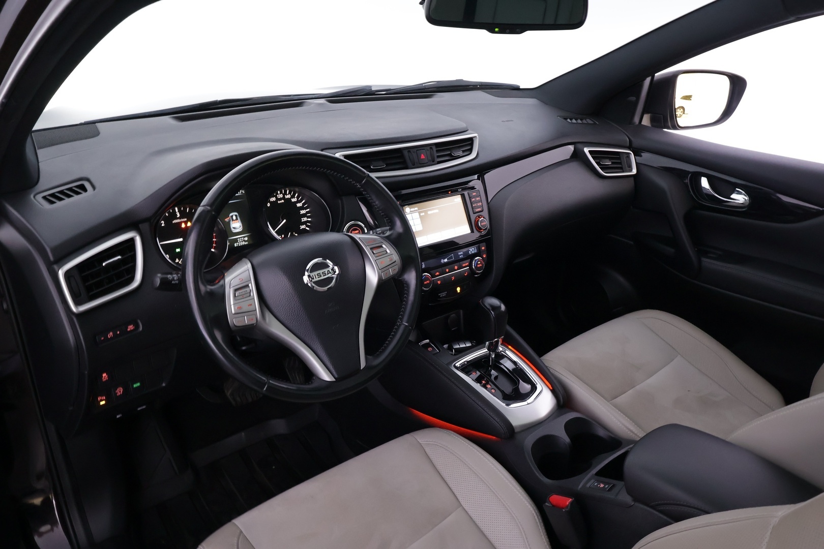 NISSAN Qashqai 2014