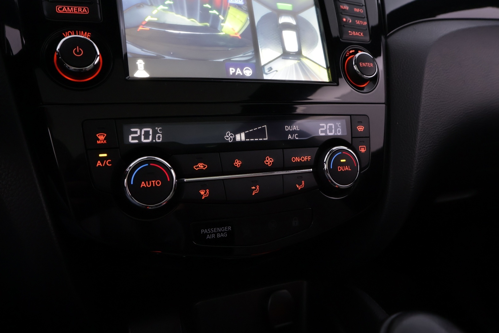 NISSAN Qashqai 2014