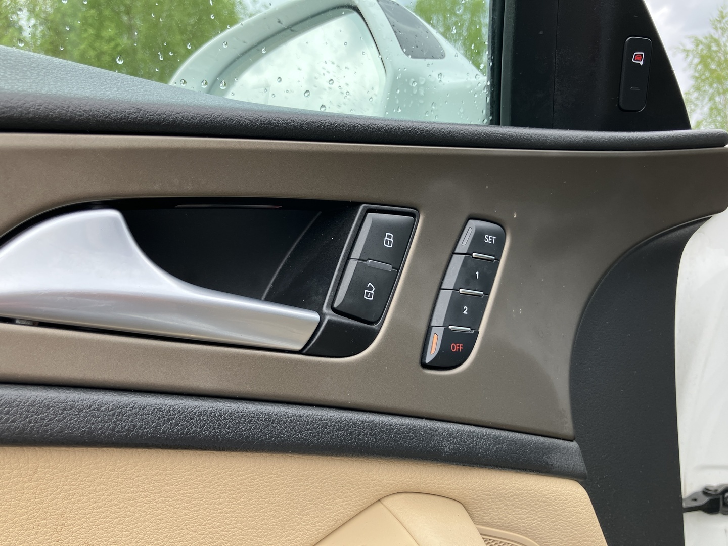 AUDI A6 ALLROAD 2014