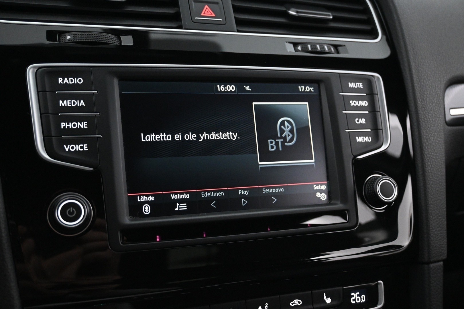 VOLKSWAGEN Golf 2016