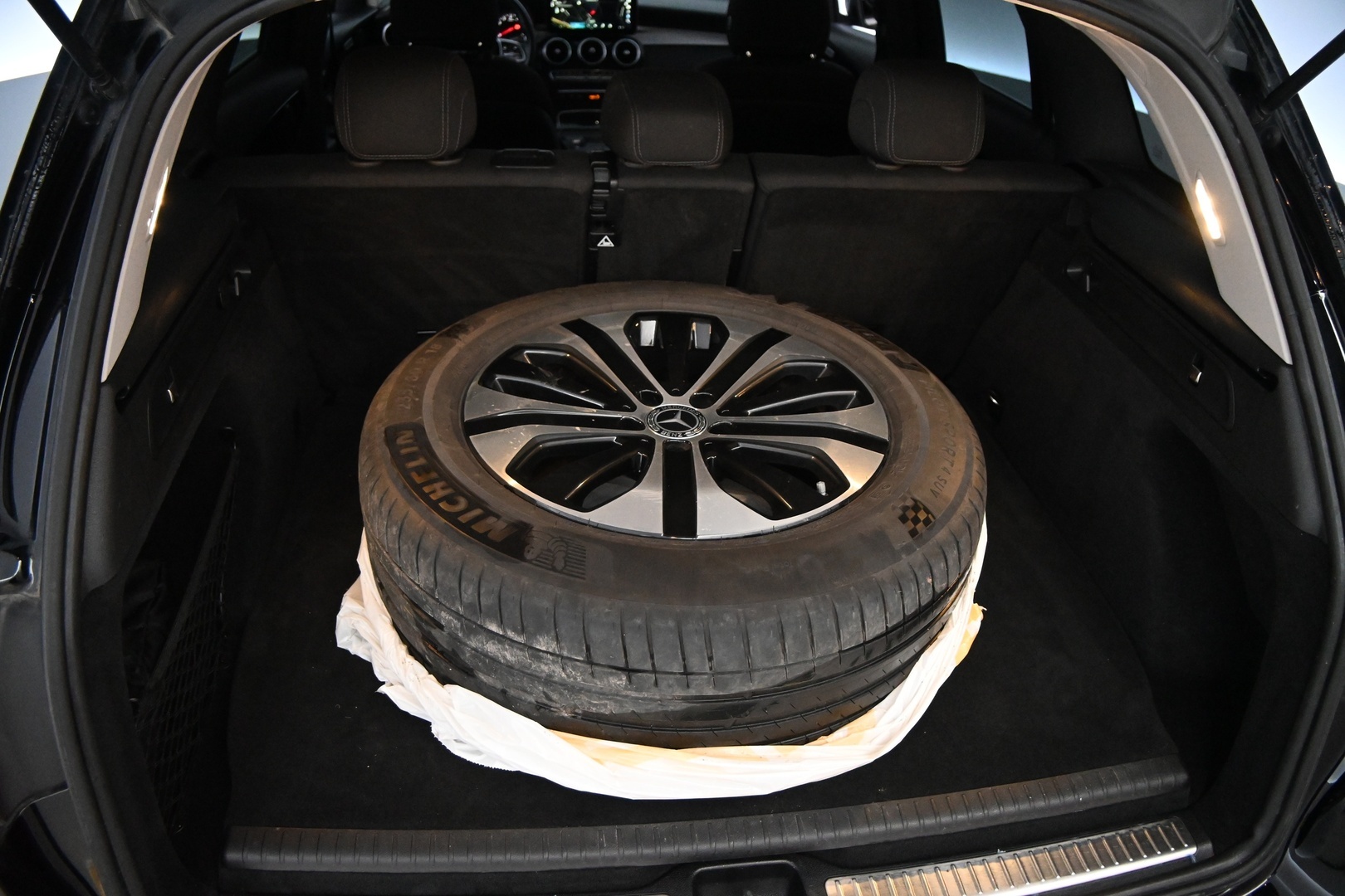 MERCEDES-BENZ GLC 2020