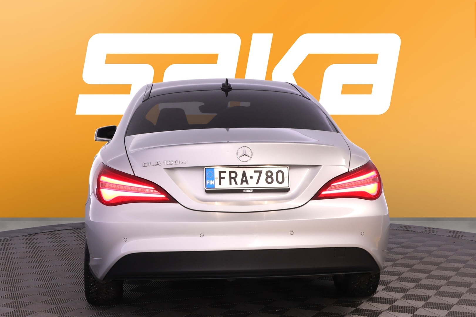 MERCEDES-BENZ CLA 2017