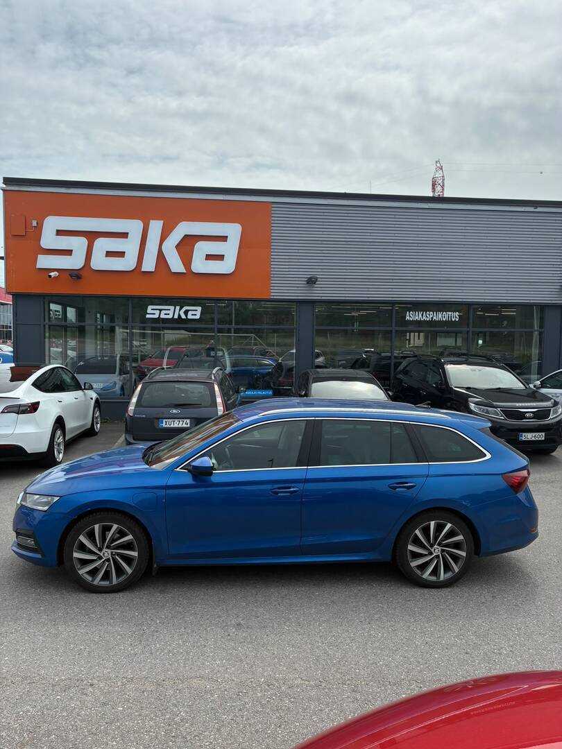 SKODA Octavia 2021