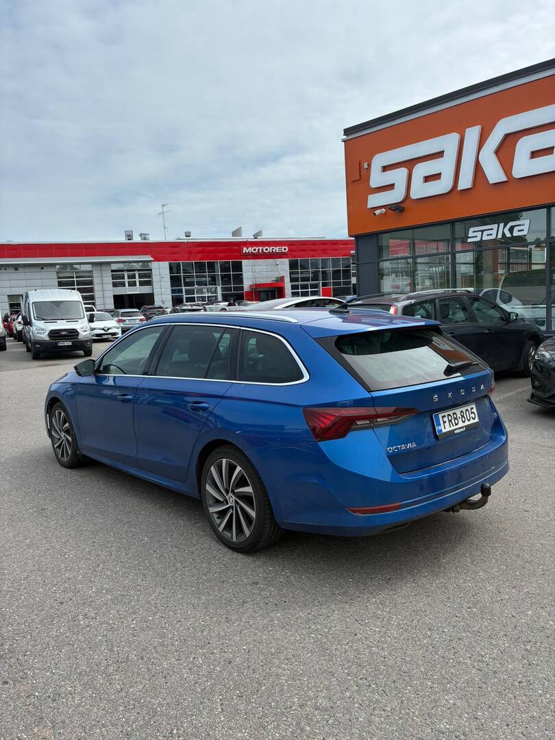 SKODA Octavia 2021