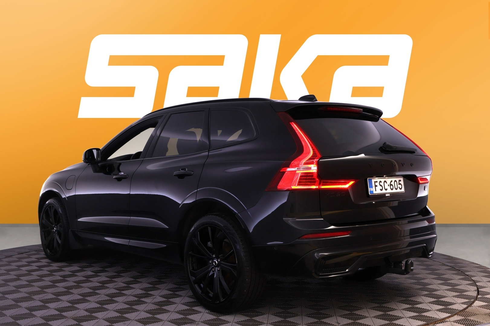 VOLVO XC60 2024