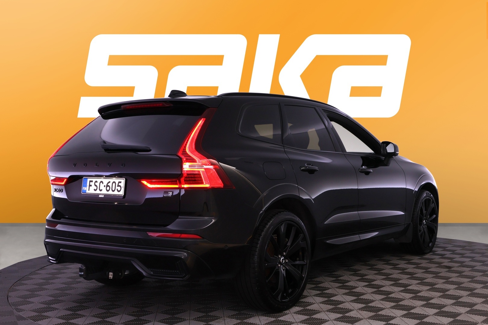 VOLVO XC60 2024