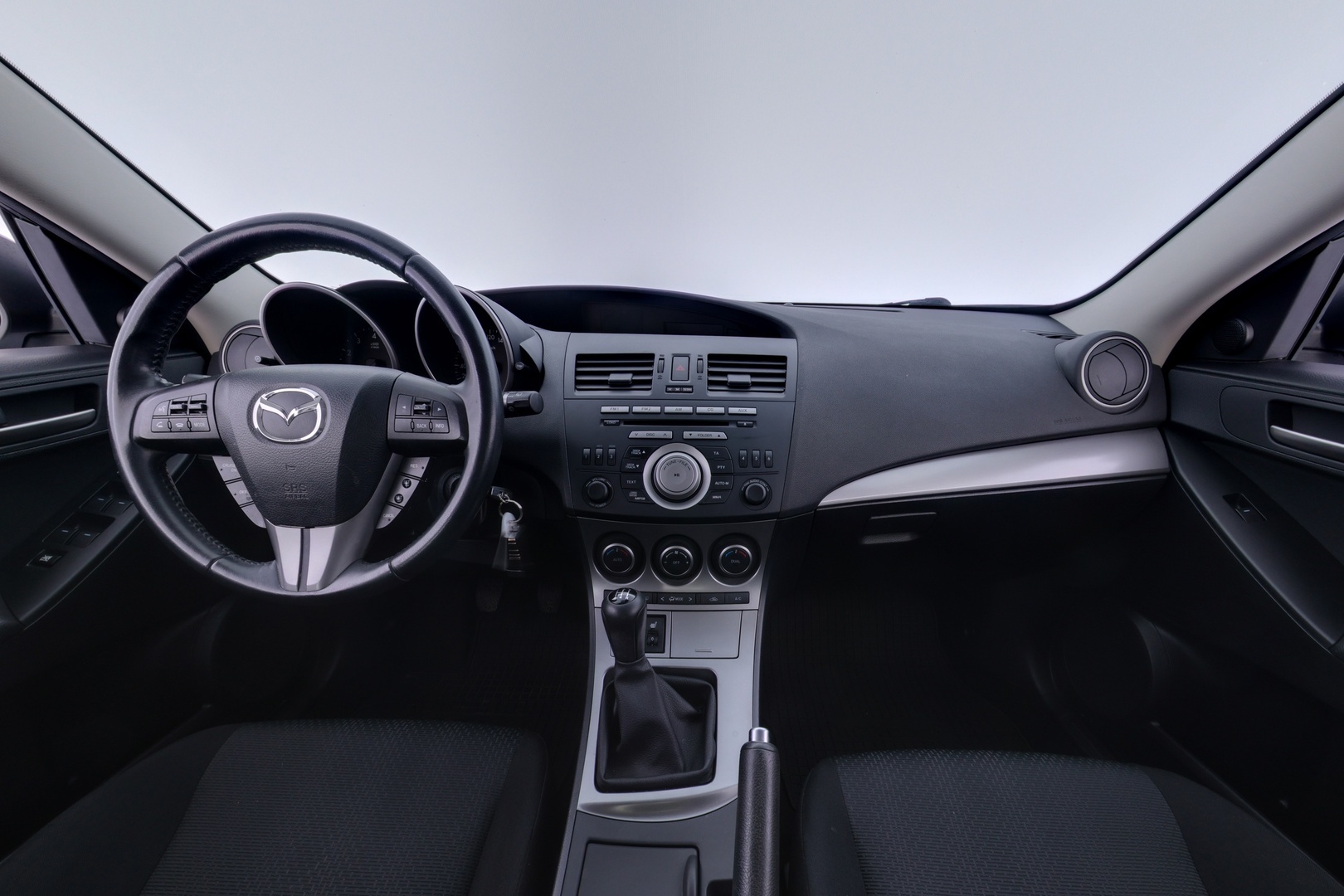 MAZDA 3 2009