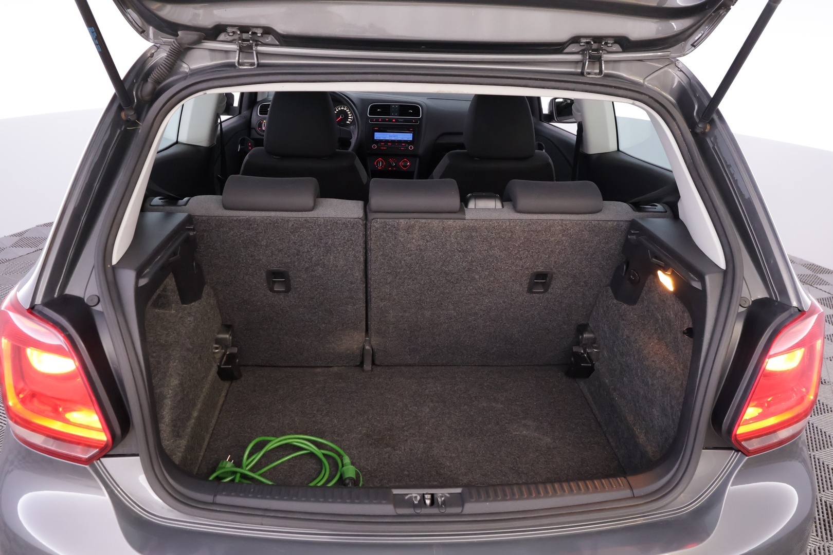 VOLKSWAGEN Polo 2010