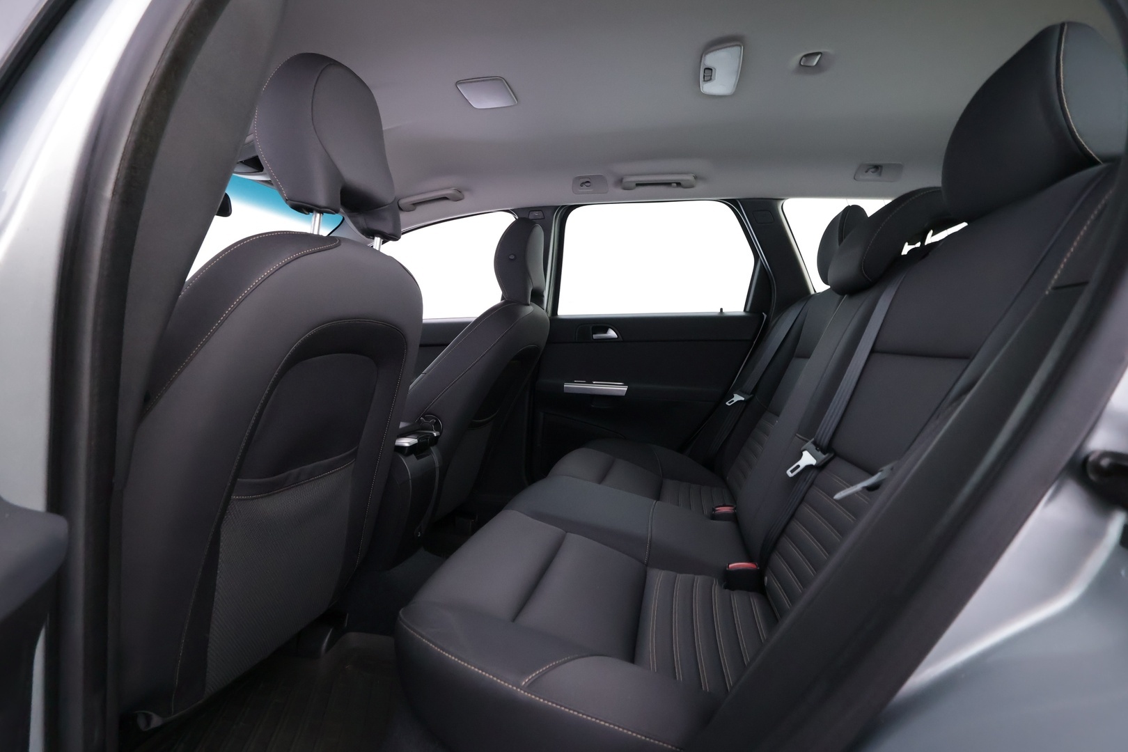 VOLVO V50 2011