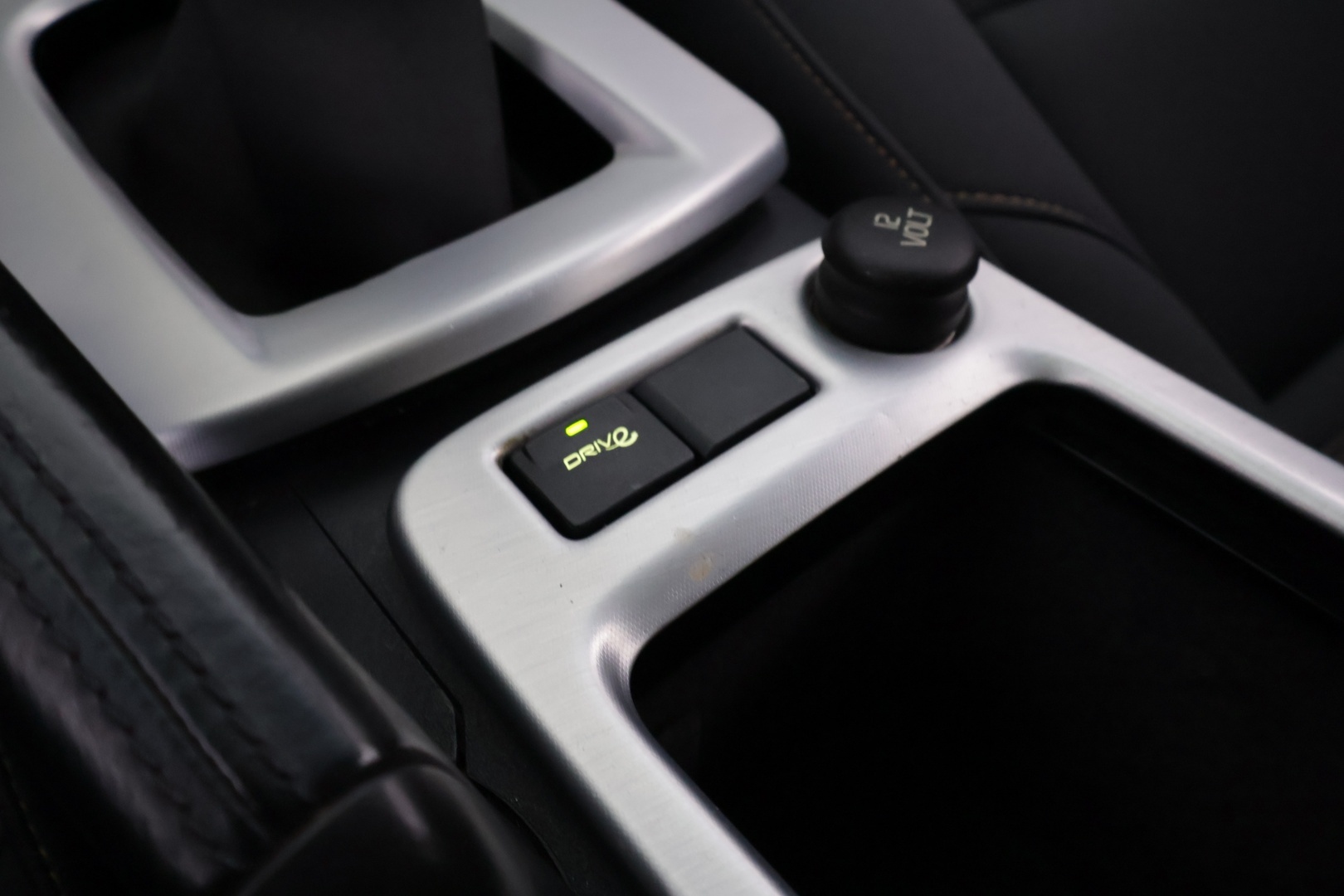 VOLVO V50 2011