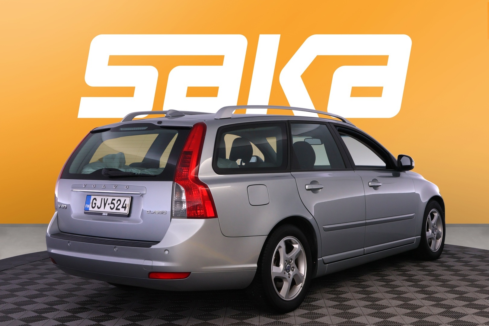 VOLVO V50 2011