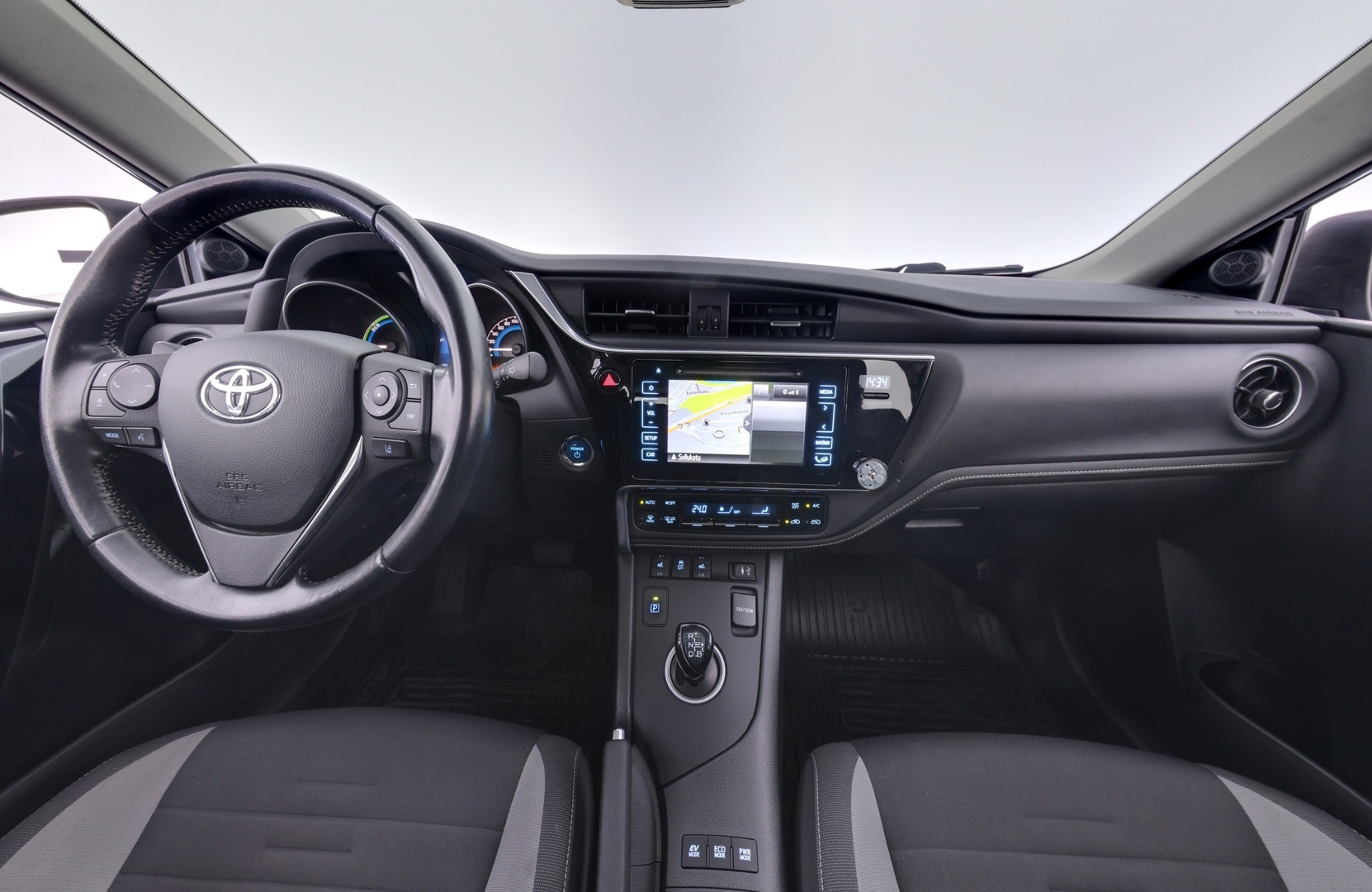 TOYOTA Auris 2017