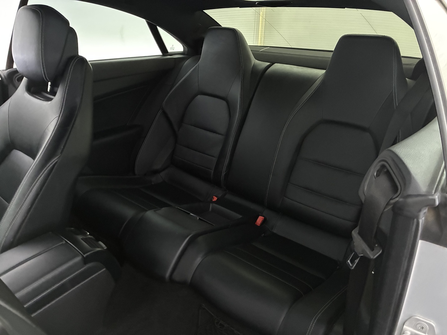 MERCEDES-BENZ E 2010