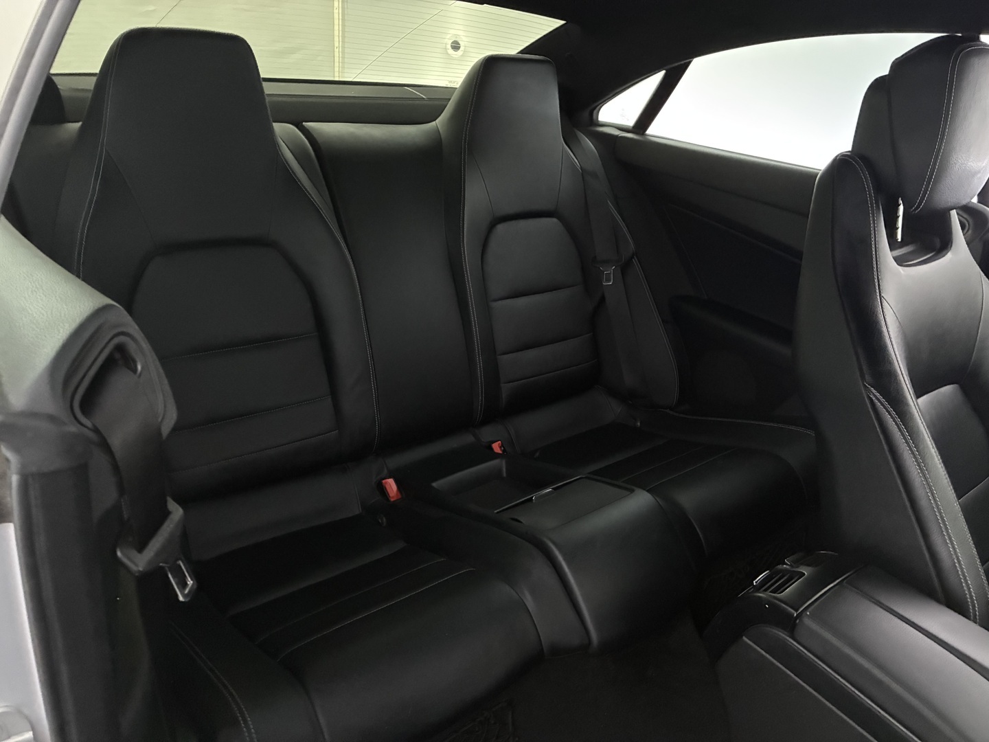 MERCEDES-BENZ E 2010