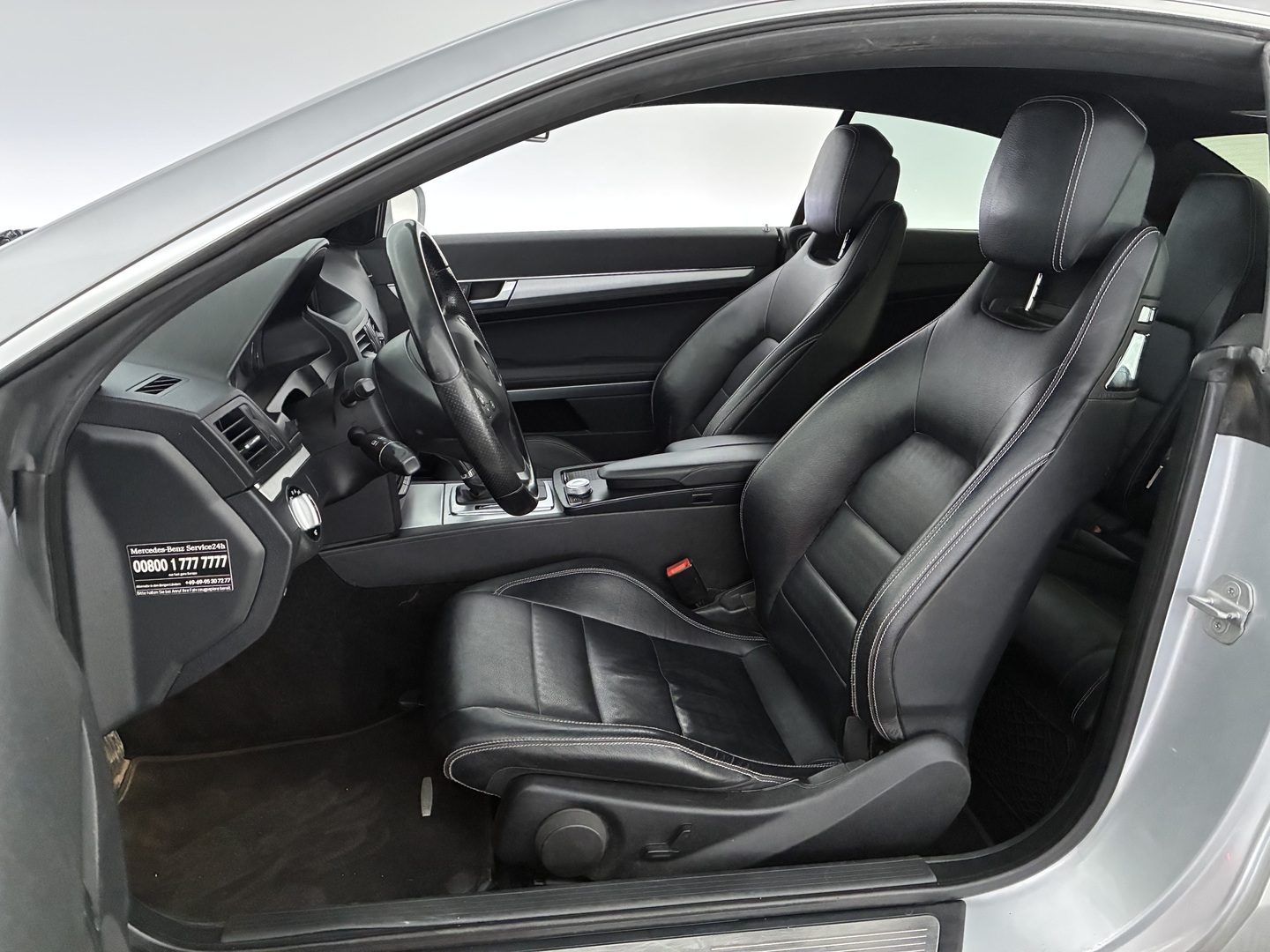 MERCEDES-BENZ E 2010