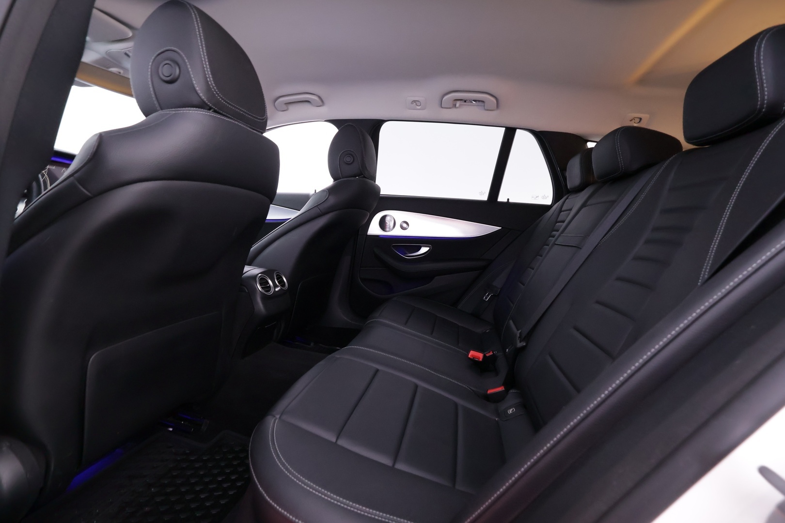 MERCEDES-BENZ E 2018