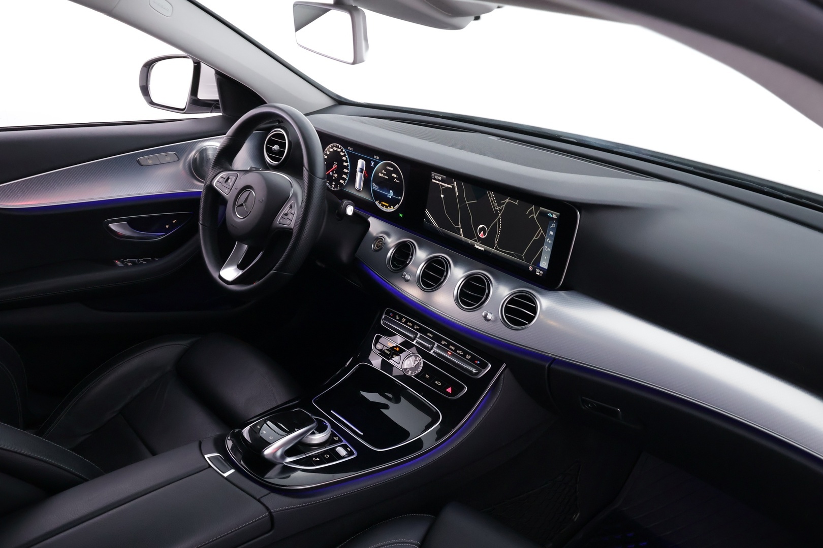 MERCEDES-BENZ E 2018