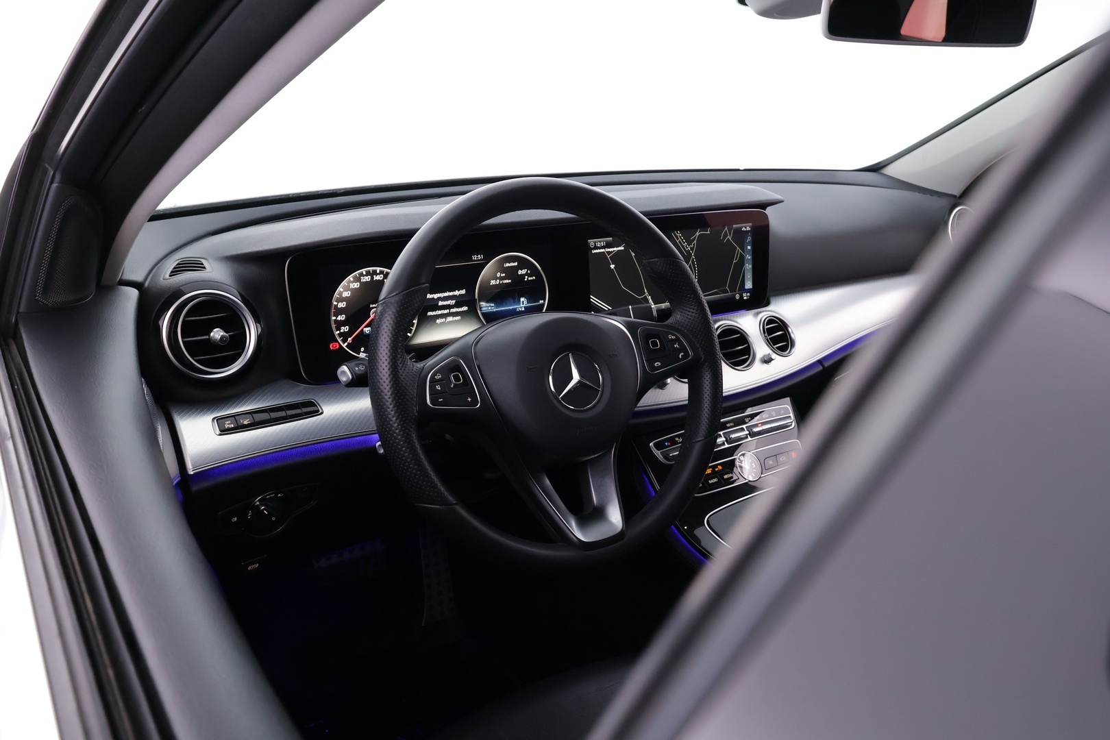 MERCEDES-BENZ E 2018