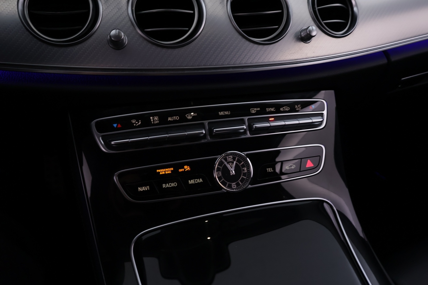 MERCEDES-BENZ E 2018