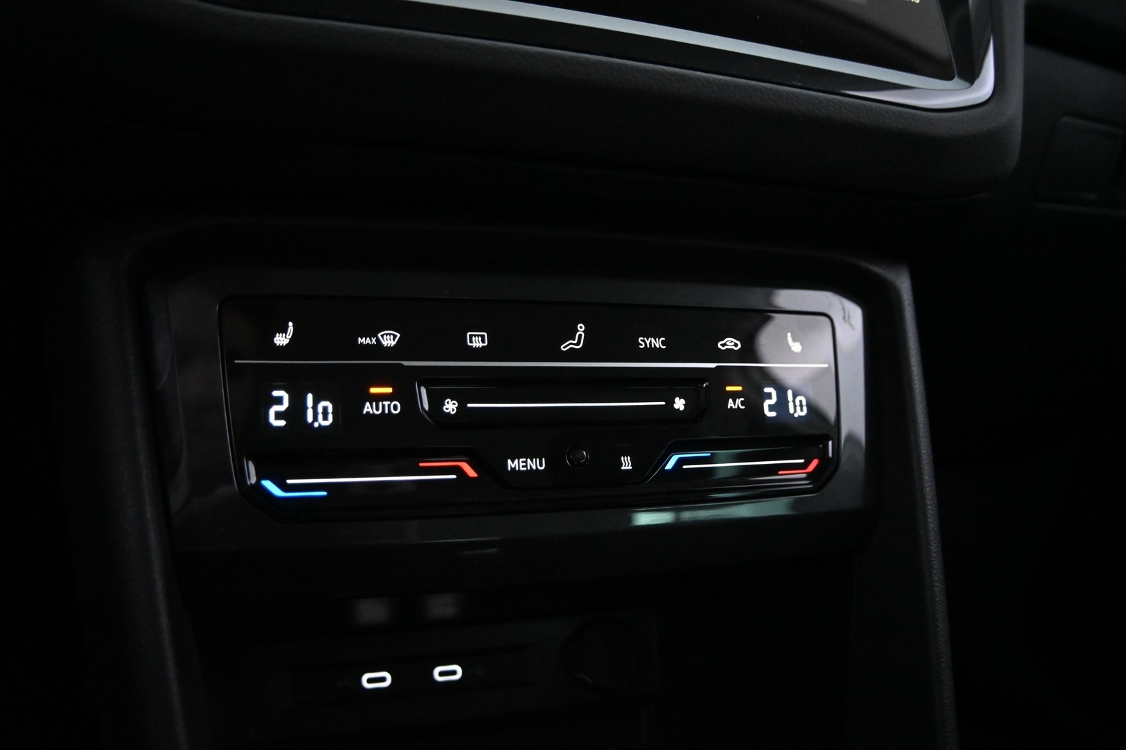 VOLKSWAGEN Tiguan 2021