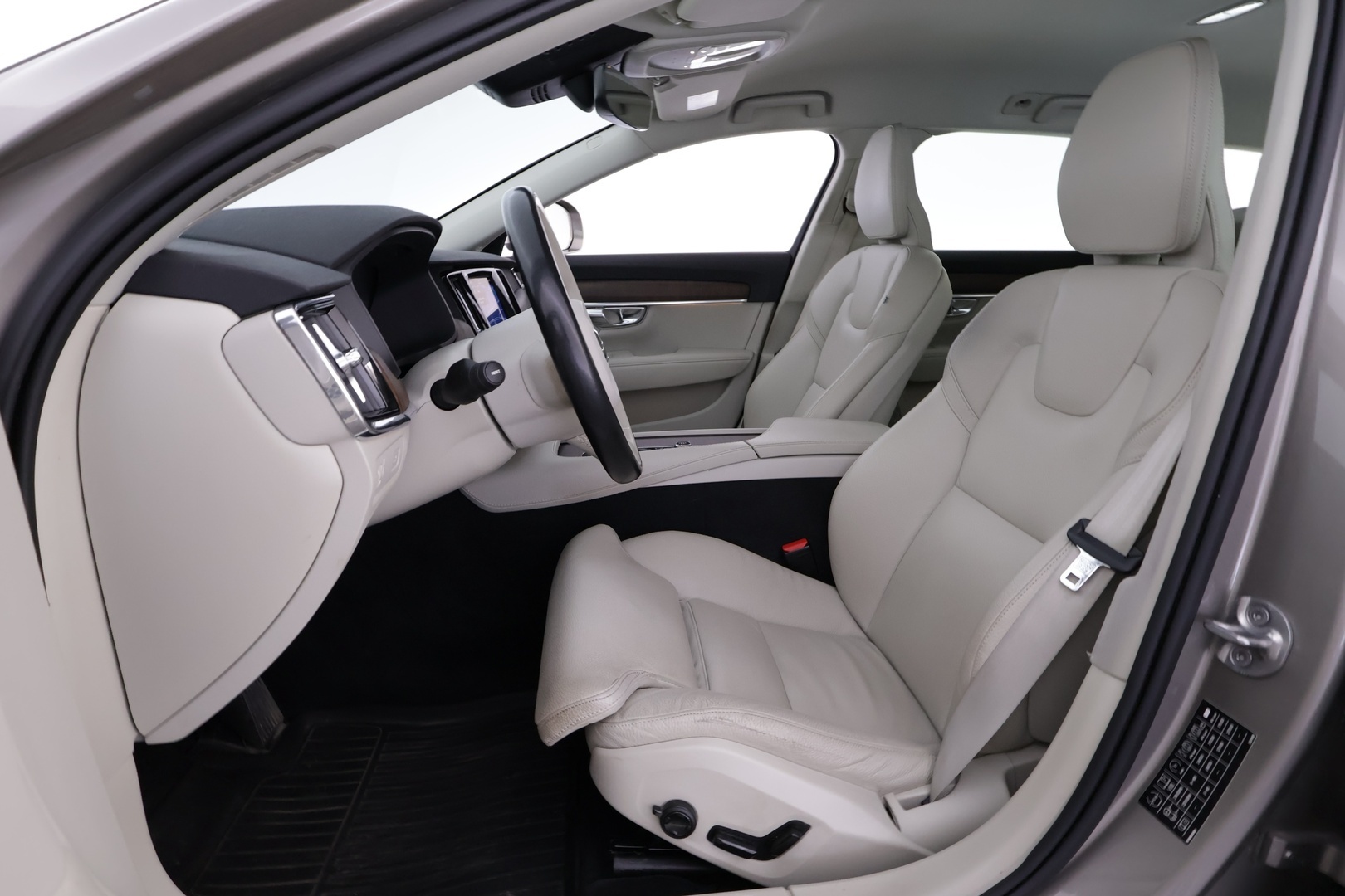 VOLVO V90 Cross Country 2022