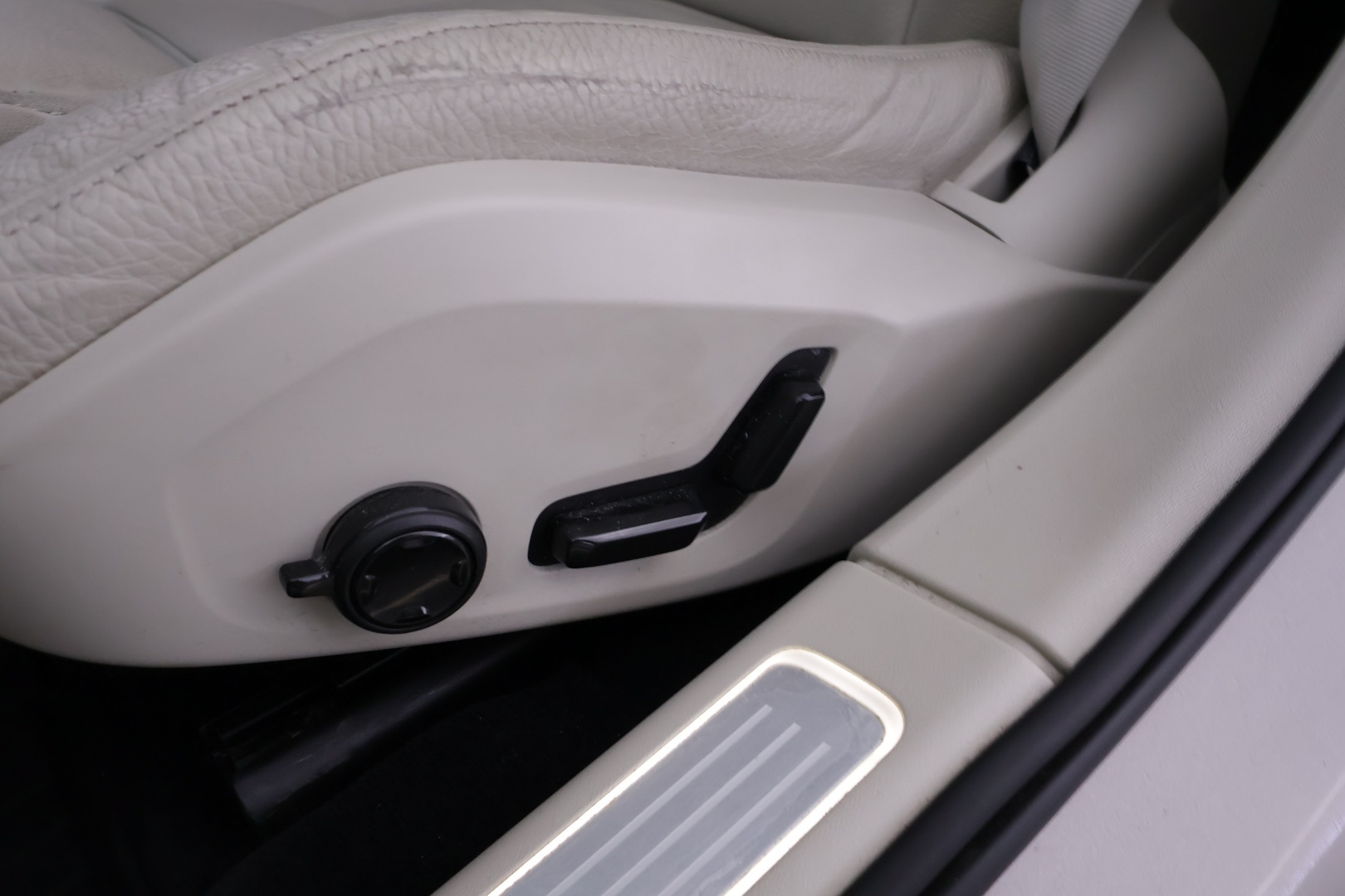 VOLVO V90 Cross Country 2022