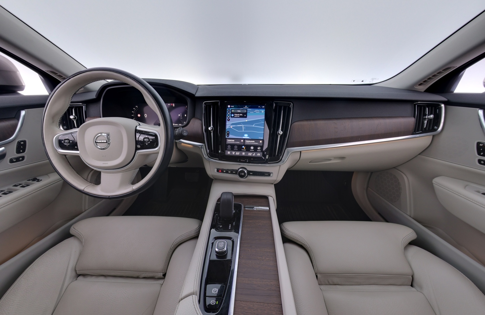 VOLVO V90 Cross Country 2022