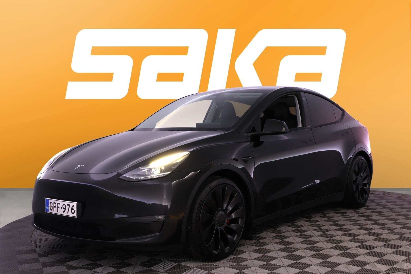 TESLA Model Y 2022