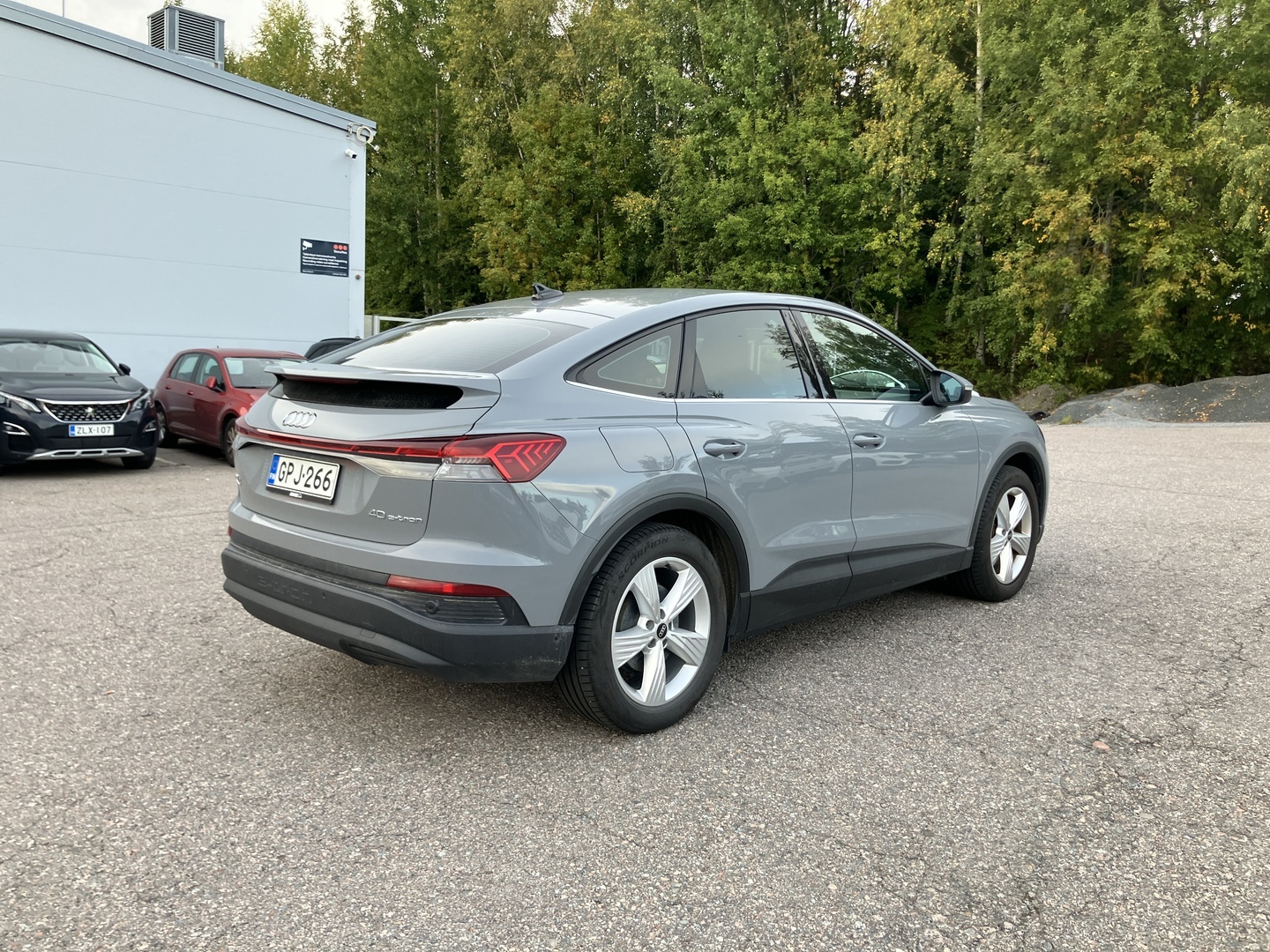 AUDI Q4 e-tron 2023