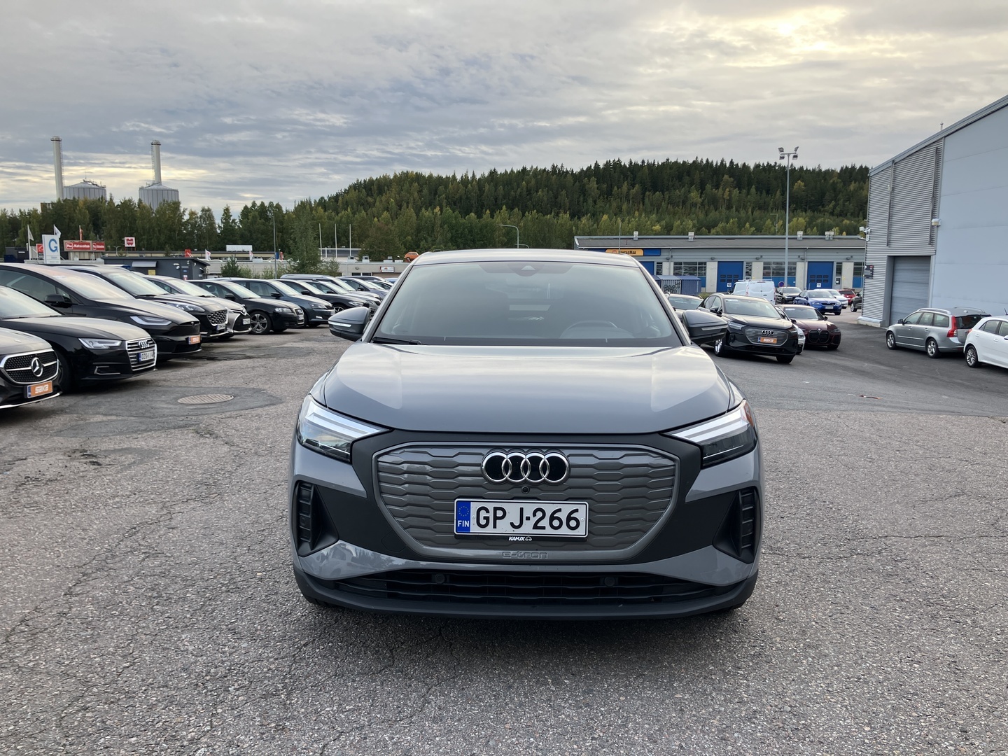 AUDI Q4 e-tron 2023