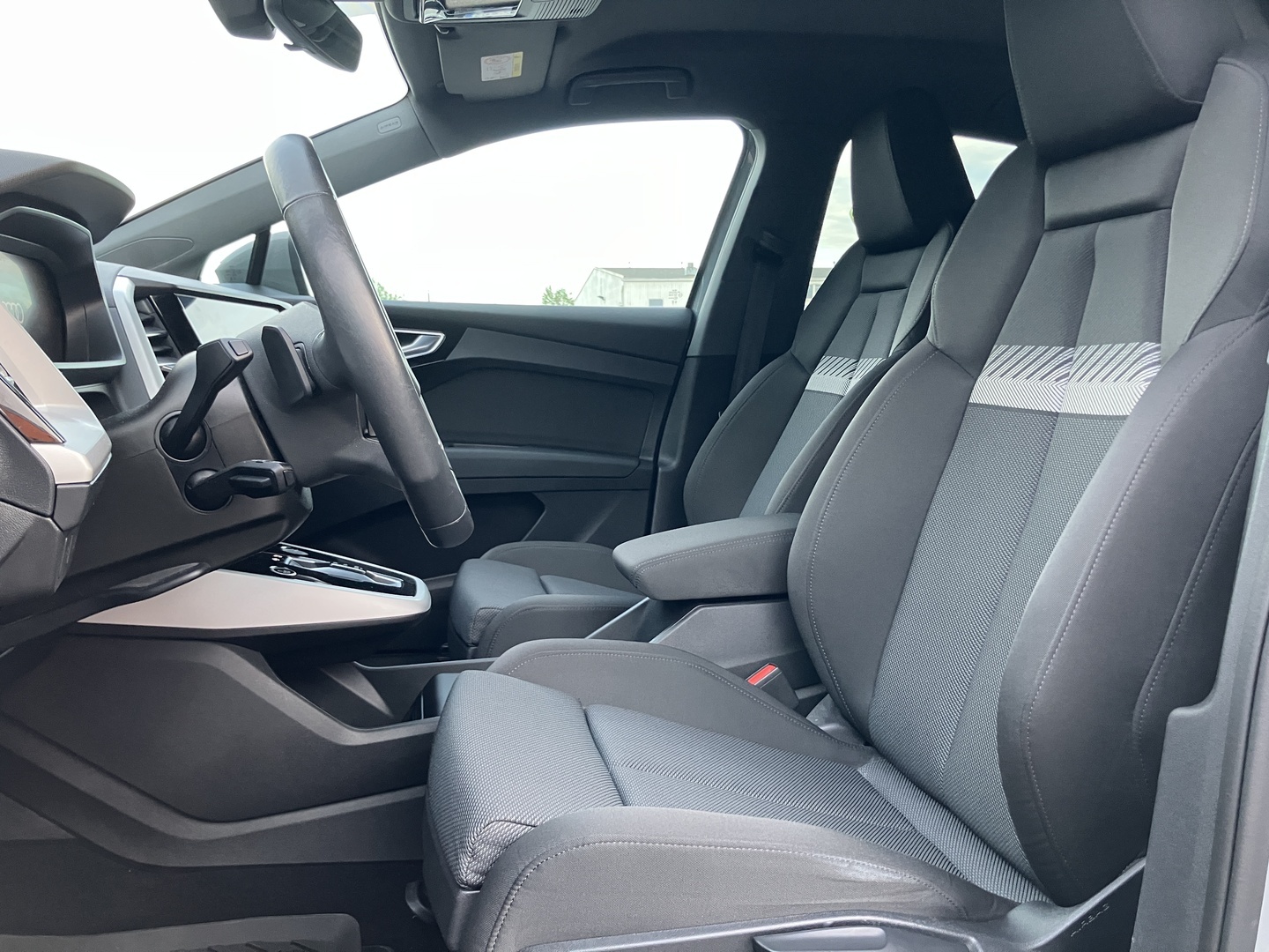 AUDI Q4 e-tron 2023