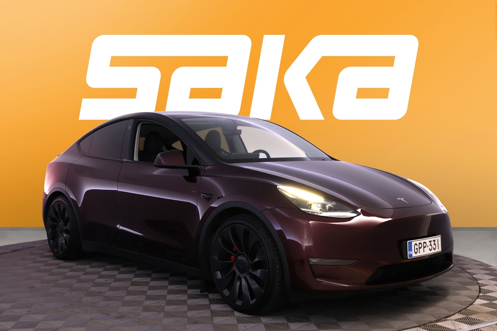 TESLA Model Y 2023